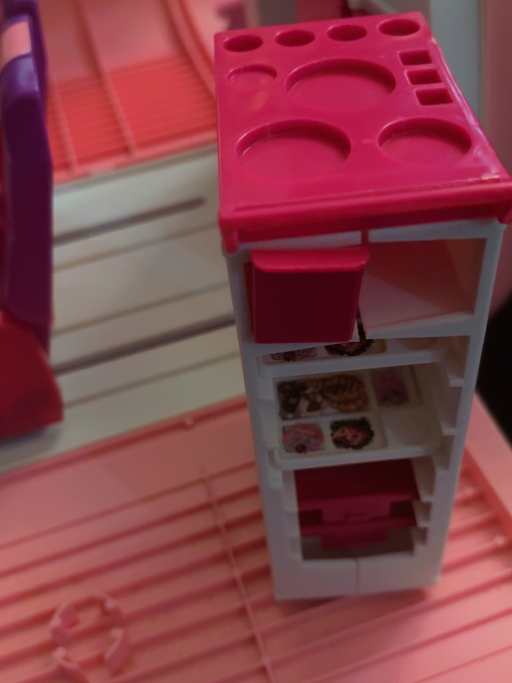 Barbie/Mattel Mixed Doll & Accessory BUNDLE with Pink, Purple and White Pieces - Picture 14 of 16